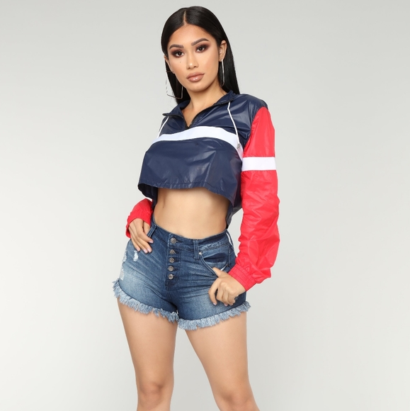 Fashion nova Denim shorts (9) - Picture 5 of 7